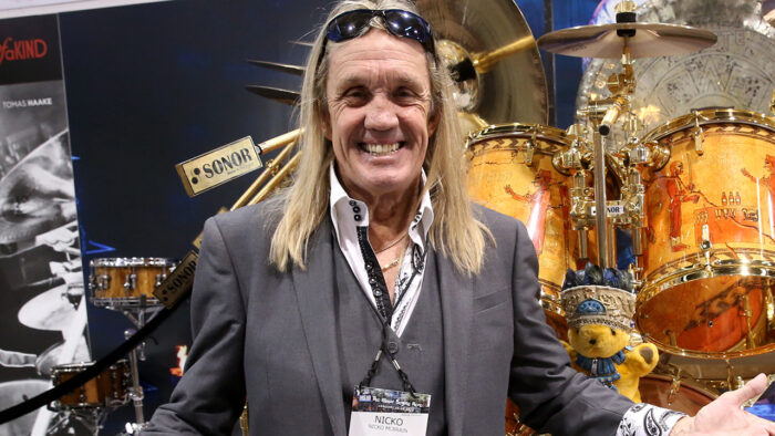 «Βόμβα» για τους Iron Maiden: Αποχώρησε ο ντράμερ Nicko McBrain μετά από 42 χρόνια