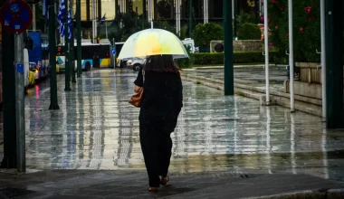 Καιρός: Βροχές, καταιγίδες και ισχυροί άνεμοι αύριο – Ποιες περιοχές θα επηρεαστούν