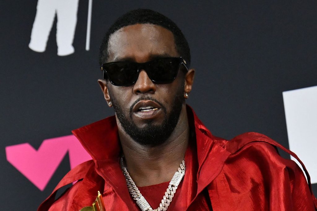 Πάνω από 300 οι μηνύσεις κατά του ράπερ Diddy – «Δεχόμαστε κλήσεις κάθε μέρα»