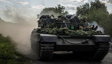 Ο ουκρανικός στρατός κατέστρεψε τρένο που μετέφερε καύσιμα στα ρωσικά στρατεύματα στην περιφέρεια Ζαπορίζια