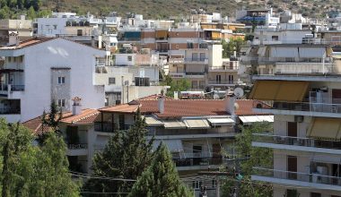 Έκπτωση 20% στον ΕΝΦΙΑ: Τι πρέπει να κάνουν οι ιδιοκτήτες που έχουν ασφαλίσει τα ακίνητά τους για φυσικές καταστροφές