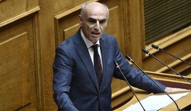 Γ.Γαβρήλος: «Οι Έλληνες εργαζόμενοι δεν μπορούν να αντέξουν άλλο με τους μισθούς φτώχειας»