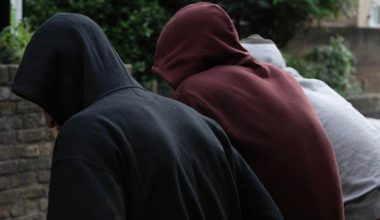 Φάρσαλα: Συνελήφθη 13χρονος που έφερε όπλο κρότου στο σακίδιό του – «Ήθελα να κάνω πλάκα» είπε