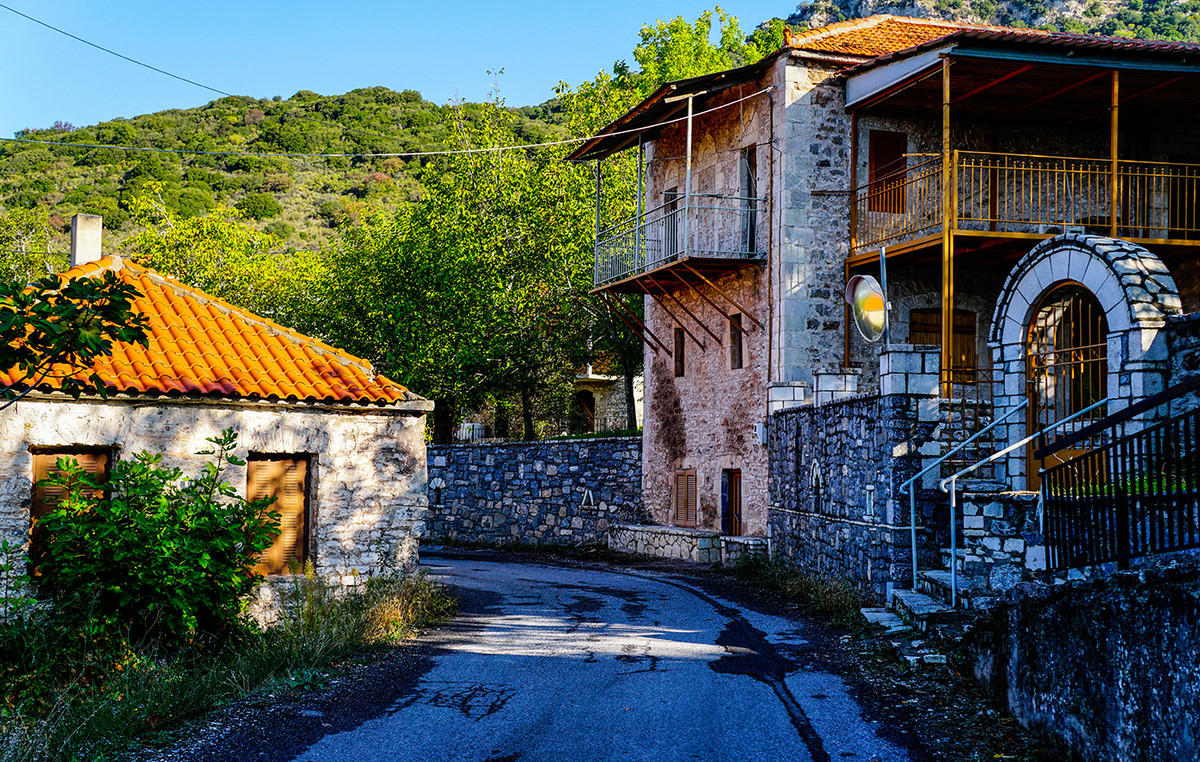 Μελισσόπετρα: Το χωριό στην Αρκαδία που αξίζει να επισκεφθείς έστω και μία φορά (φώτο)