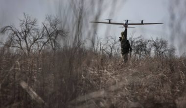 Ουκρανική επίθεση με drones στην ρωσική πόλη Ροστόβ (βίντεο)