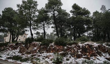 Έκτακτο δελτίο επιδείνωσης καιρού: «Έρχονται» ισχυρές βροχές, θυελλώδεις άνεμοι και χιόνια