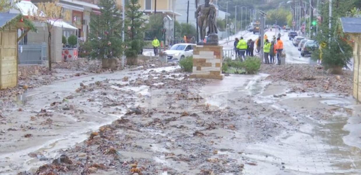 Eύβοια: Tέράστια προβλήματα από την κακοκαιρία – Πλημμύρισαν σπίτια – Ξεχείλισε ο Κηρέας