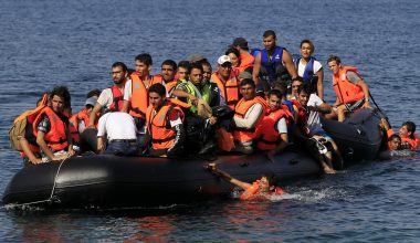 Τουρκικό ταχύπλοο αποβίβασε 30 μουσουλμάνους αλλοδαπούς σε ακτή της Λέσβου