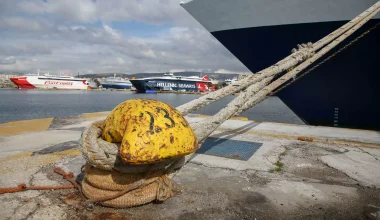 Απαγορευτικό απόπλου σε Πειραιά, Ραφήνα, Λαύριο λόγω των ισχυρών ανέμων