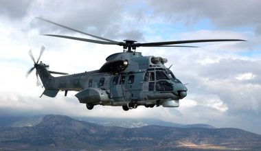 Επιχείρηση αεροδιακομιδής με Super Puma τραυματισμένων μελών από δεξαμενόπλοιο ανοιχτά της Χίου