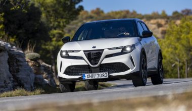 Δοκιμάζουμε τη νέα Alfa Romeo Junior Elettrica Speciale