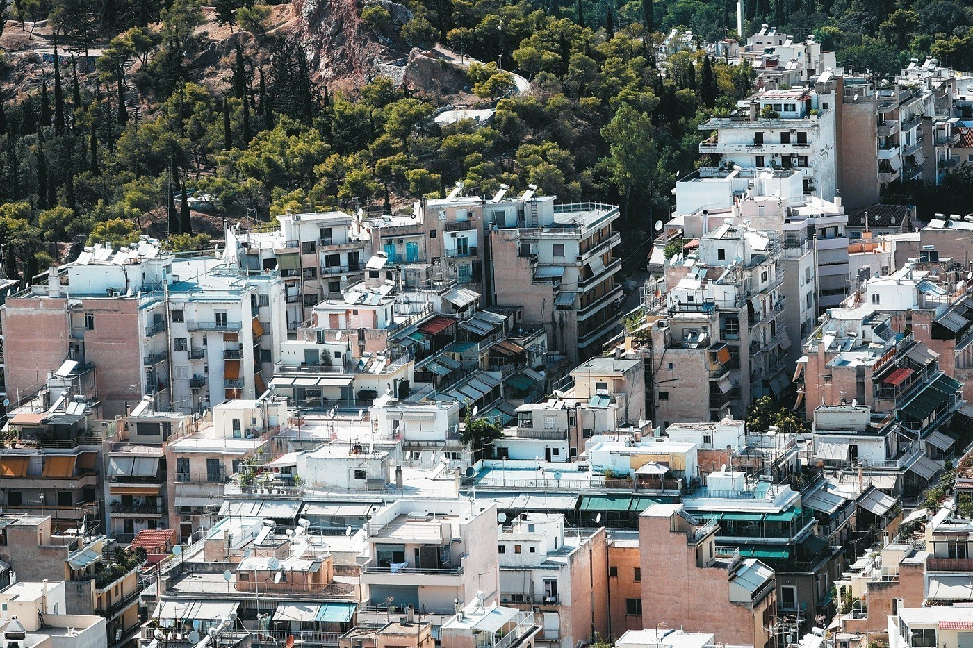 Από σήμερα η υποβολή αιτήσεων για το πρόγραμμα «Εξοικονομώ 2025» – Ποιοι οι δικαιούχοι