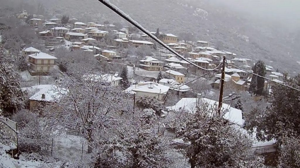 Η ΕΜΥ επικαιροποίησε το έκτακτο δελτίο επιδείνωσης του καιρού: Μέχρι το βράδυ οι χιονοπτώσεις