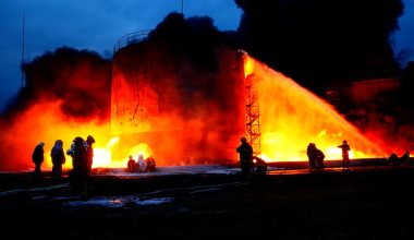 Μαζικά ρωσικά πυραυλικά πλήγματα στην δυτική Ουκρανία: Διέλυσαν την μεγαλύτερη υπόγεια δεξαμενή φυσικού αερίου στο Λβιβ