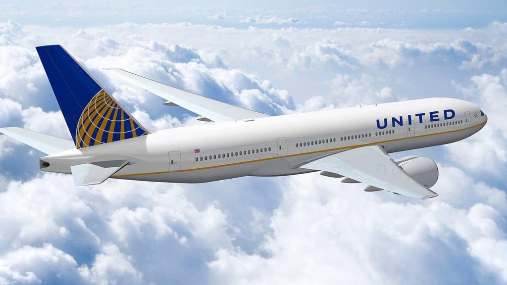 Αναστάτωση σε πτήση της United Airlines: 6 τραυματίες λόγω «απρόσμενης κίνησης του αεροσκάφους» (βίντεο)