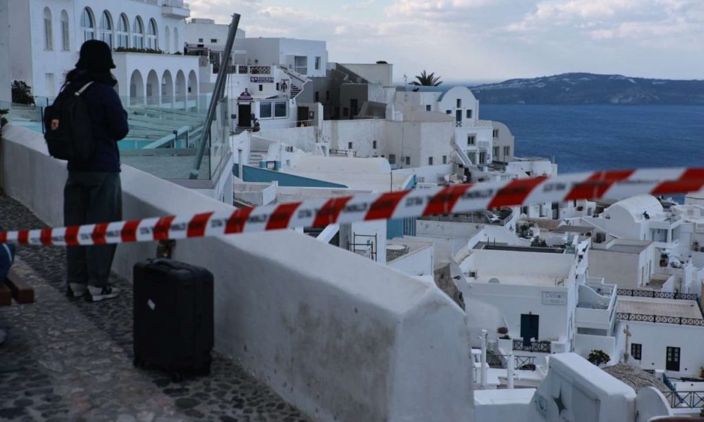 Συνεδριάζουν σήμερα οι δύο επιτροπές για τους σεισμούς μεταξύ Σαντορίνης και Αμοργού