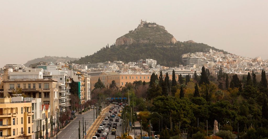 Με αφρικανική σκόνη, βροχές και υψηλές θερμοκρασίες ο σημερινός καιρός – Η πρόγνωση της ΕΜΥ