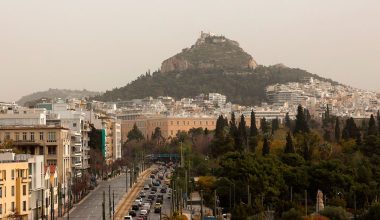 Με αφρικανική σκόνη, βροχές και υψηλές θερμοκρασίες ο σημερινός καιρός – Η πρόγνωση της ΕΜΥ